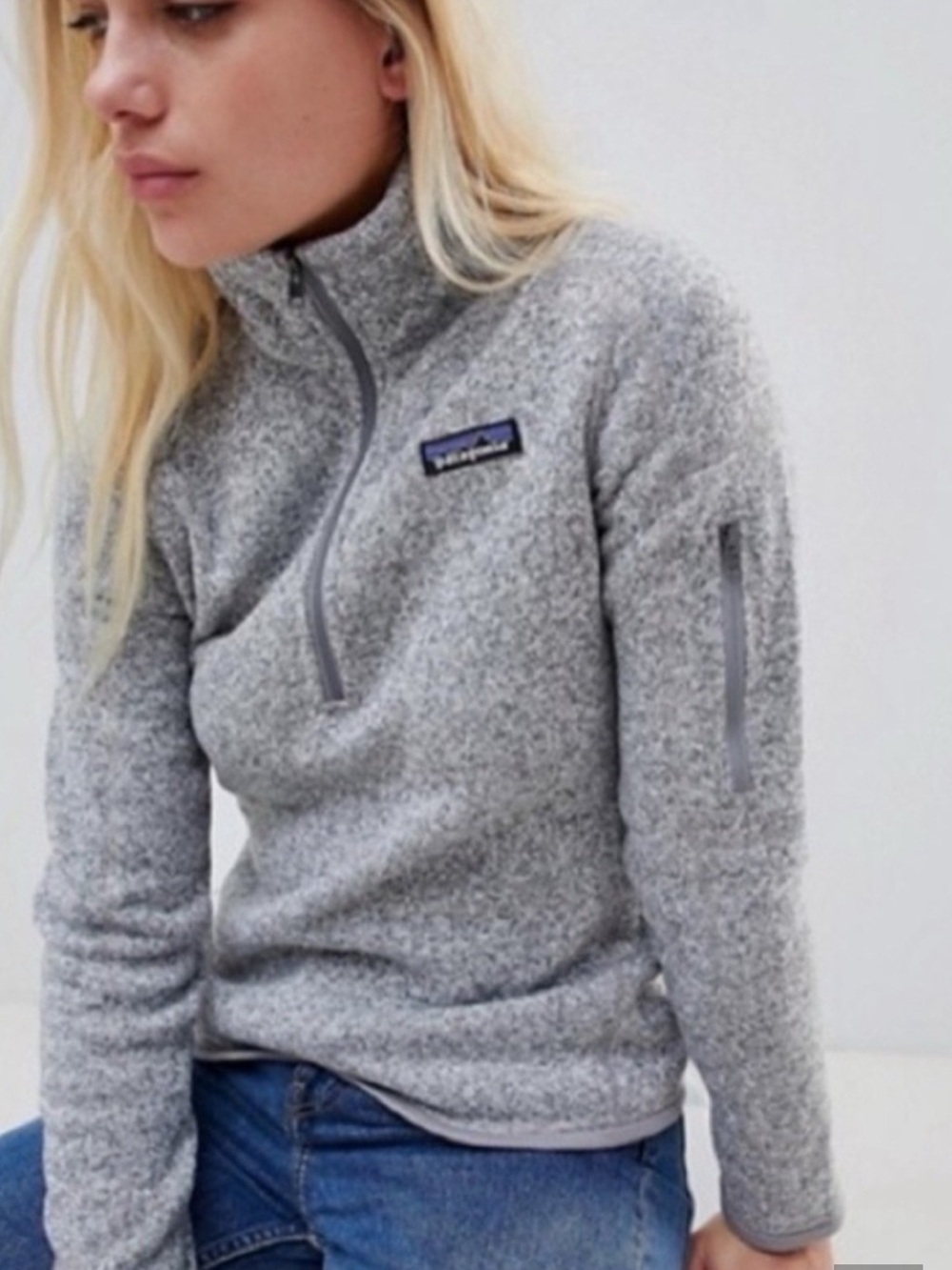 Patagonia Women's Gray Half-Zip pullover - excellent condition